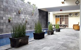 Green Leaf Guest House By Sinergi